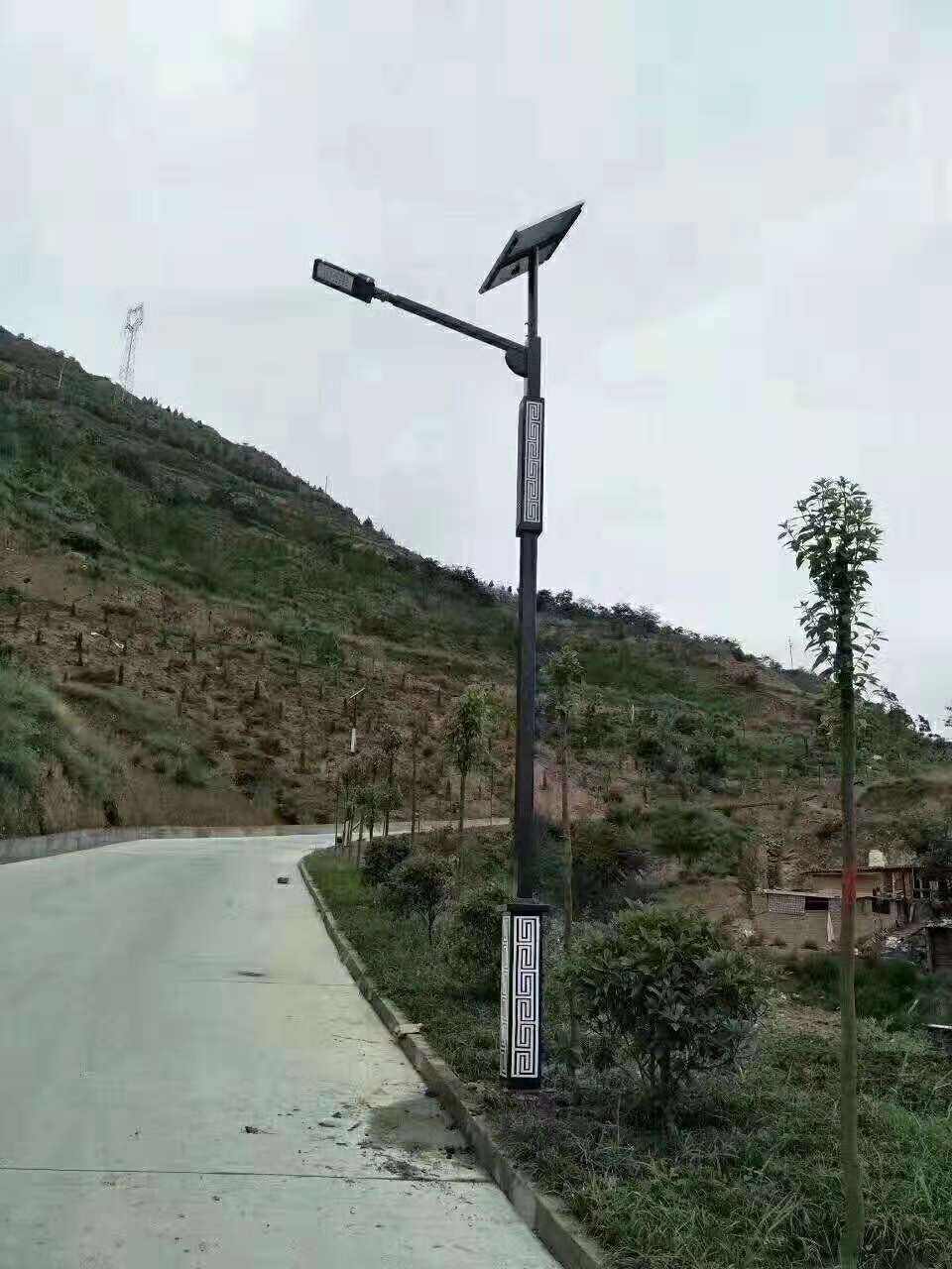 西安仿古太阳能路灯